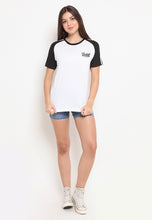 Load image into Gallery viewer, Raglan Stripe White